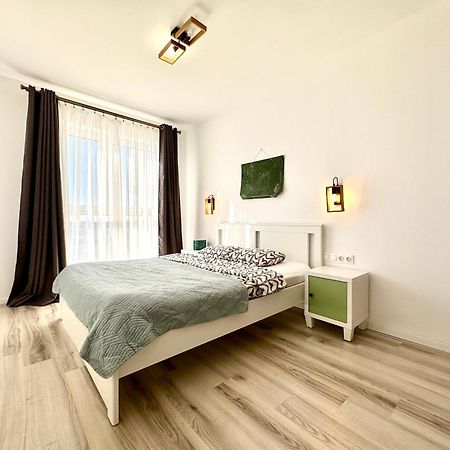 Luca'S Forest Apartment Timisoara Esterno foto